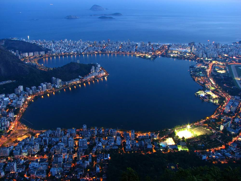 Рио-де-Жанейро (город в Бразилии). Порт Рио де Жанейро. Ночной Рио де Жанейро. Рио де Жанейро фото.